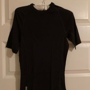 Icebreaker Men's Small Black Short-Sleeve Merino Wool Baselayer